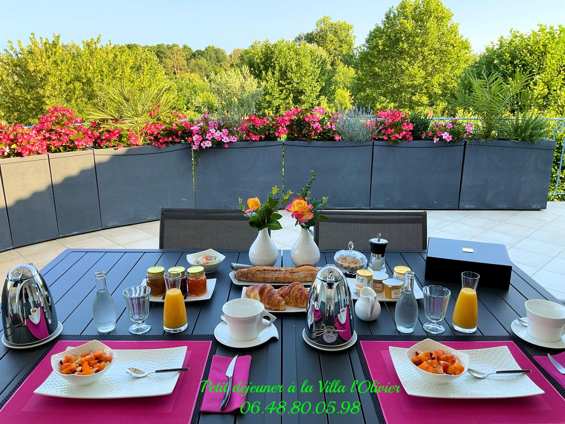 20 07 2021 terrasse petit dejeuner 9